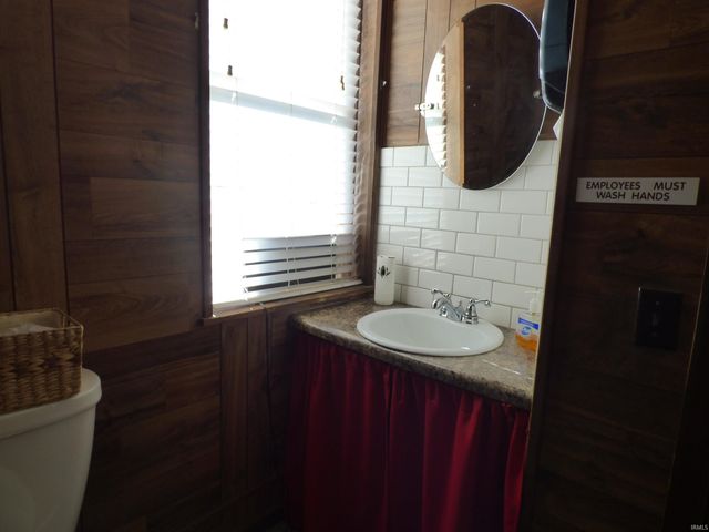 137 S Glick Street, Mulberry, IN 46058