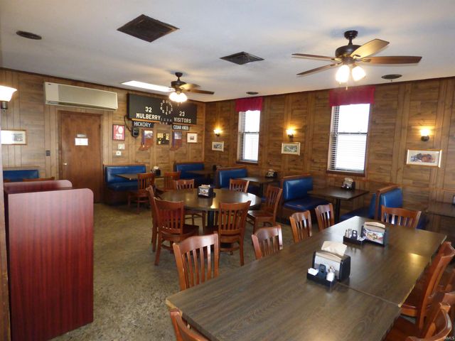 137 S Glick Street, Mulberry, IN 46058