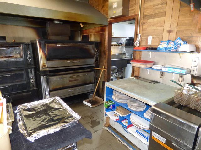 137 S Glick Street, Mulberry, IN 46058