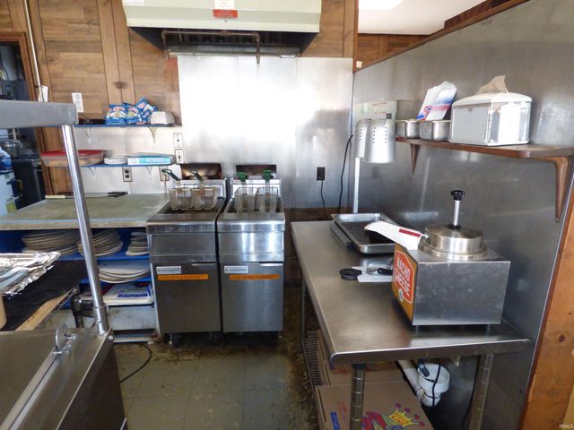 137 S Glick Street, Mulberry, IN 46058