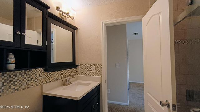 4753 PLAYSCHOOL Drive, Jacksonville, FL 32210