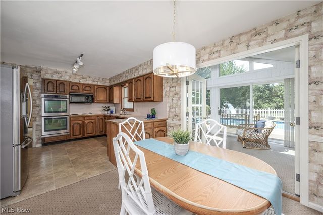667 Clark Drive, Tallmadge, OH 44278