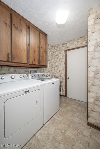 667 Clark Drive, Tallmadge, OH 44278