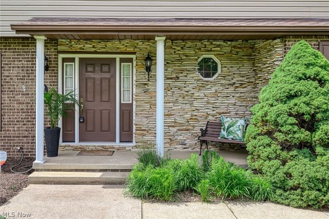 667 Clark Drive, Tallmadge, OH 44278