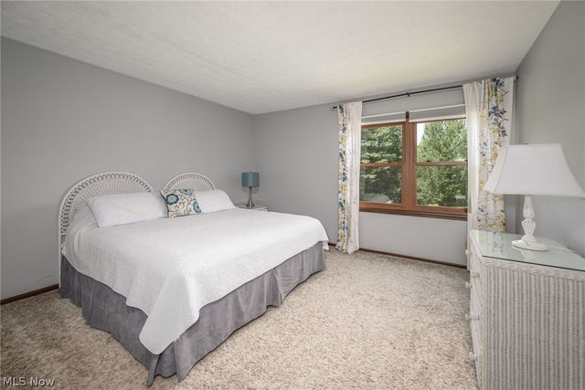 667 Clark Drive, Tallmadge, OH 44278