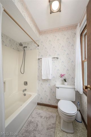 667 Clark Drive, Tallmadge, OH 44278