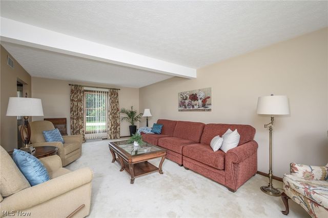 667 Clark Drive, Tallmadge, OH 44278