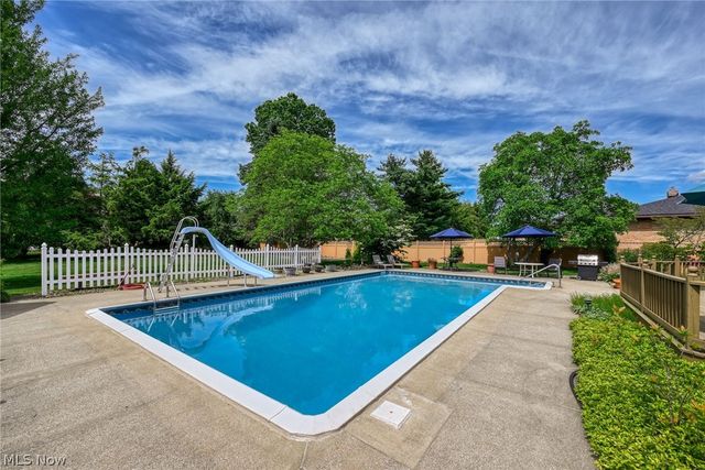 667 Clark Drive, Tallmadge, OH 44278