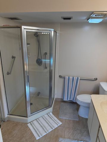 2761 Village Boulevard 305, West Palm Beach, FL 33409