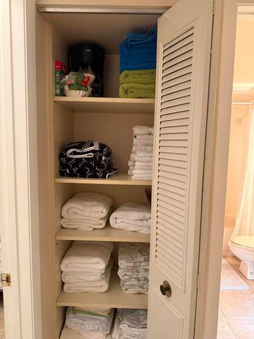 2761 Village Boulevard 305, West Palm Beach, FL 33409