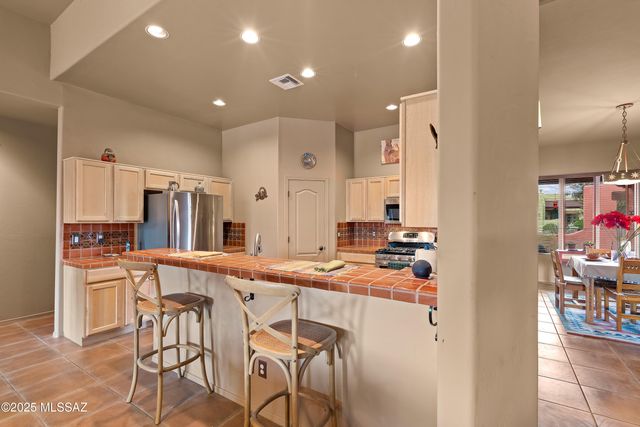 332 Via Bella Donna Rio, Rio Rico, AZ 85648