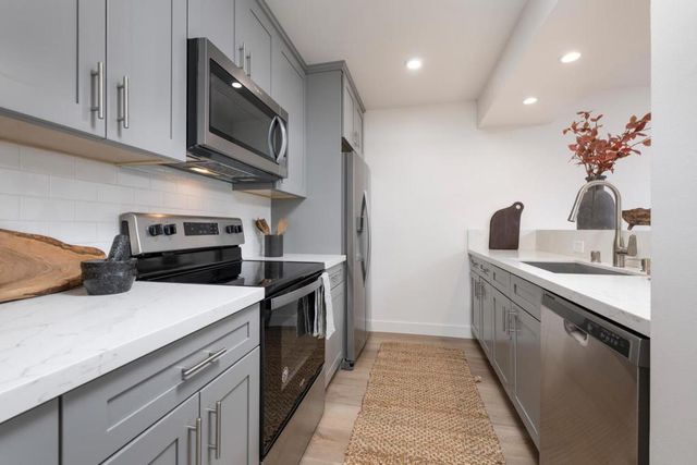 1500 Broadway 301, Burlingame, CA 94010