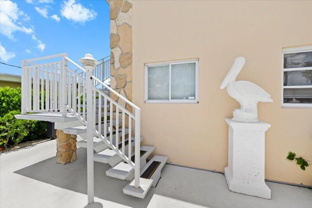 1905 Lake Worth Road, Lake Worth Beach, FL 33461