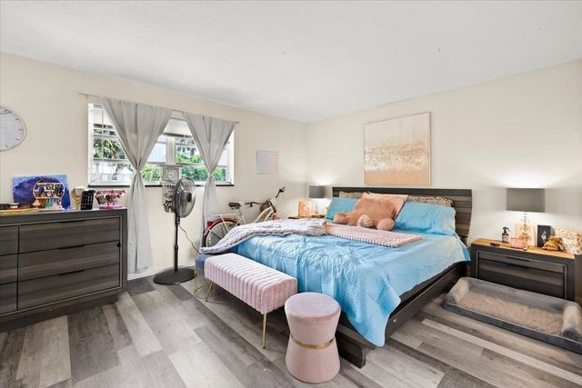 1905 Lake Worth Road, Lake Worth Beach, FL 33461