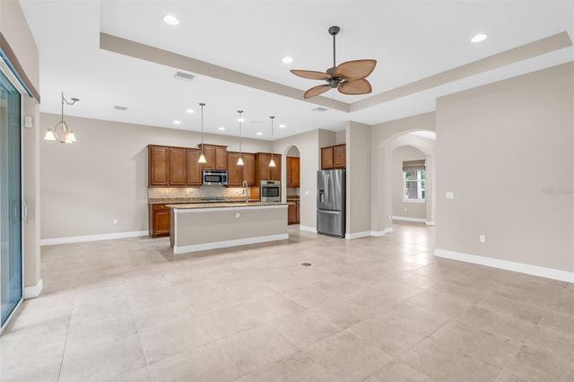 903 VICTORIA HILLS DRIVE S, Deland, FL 32724