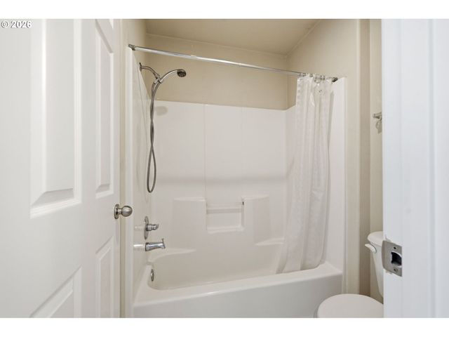 2318 Ne 80TH St, Vancouver, WA 98665