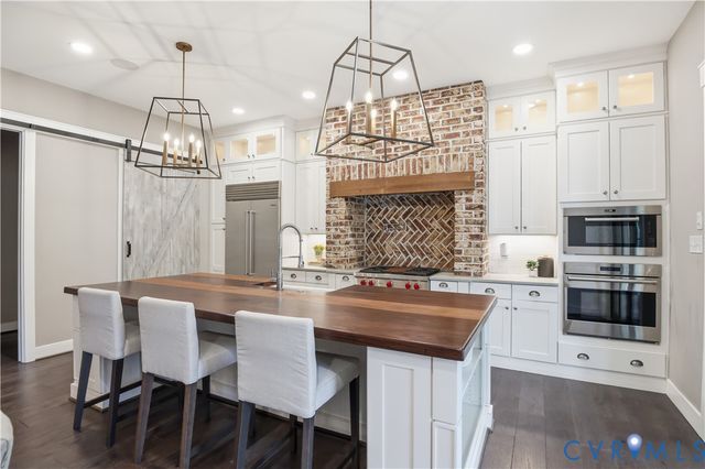 15531 Willowmore Dr, Midlothian, VA 23112
