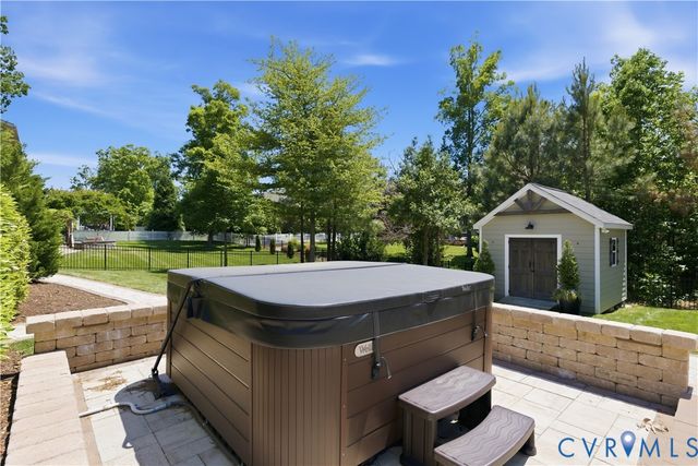 15531 Willowmore Dr, Midlothian, VA 23112