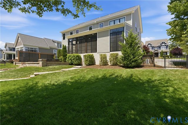 15531 Willowmore Dr, Midlothian, VA 23112