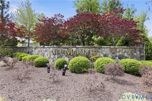 15531 Willowmore Dr, Midlothian, VA 23112