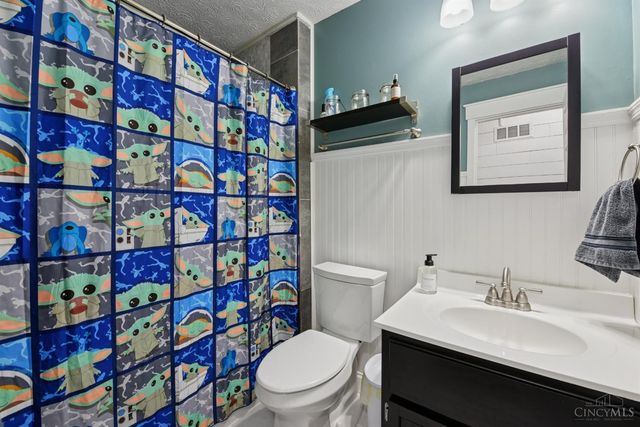 104 Circle Drive, Harrison, OH 45030