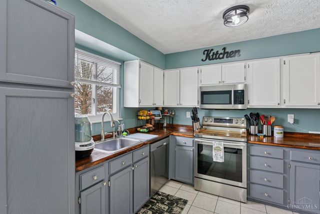 104 Circle Drive, Harrison, OH 45030