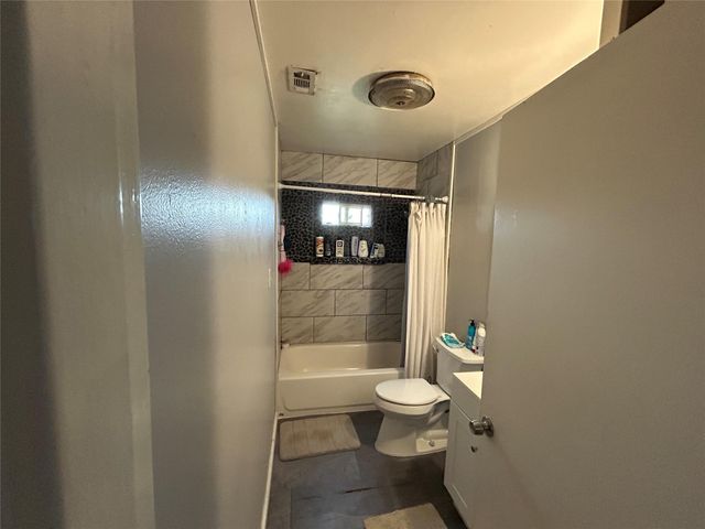 136 Fm 2239, Paige, TX 78659
