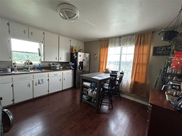 136 Fm 2239, Paige, TX 78659