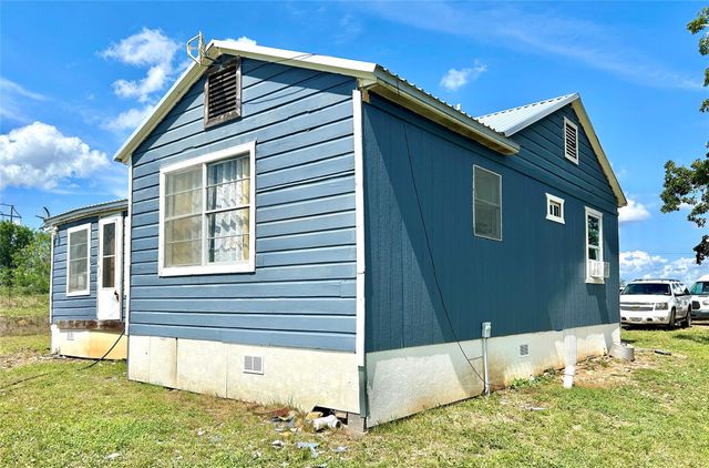 136 Fm 2239, Paige, TX 78659