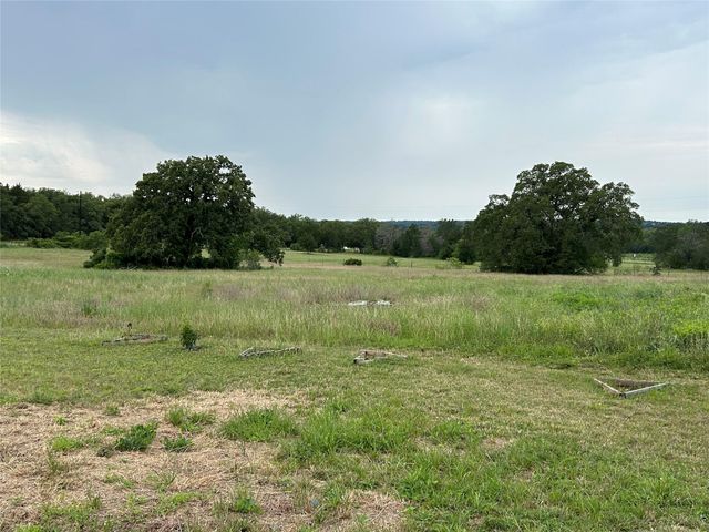 136 Fm 2239, Paige, TX 78659