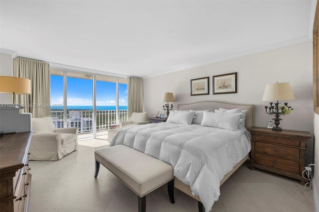 881 Ocean Drive 20A, Key Biscayne, FL 33149
