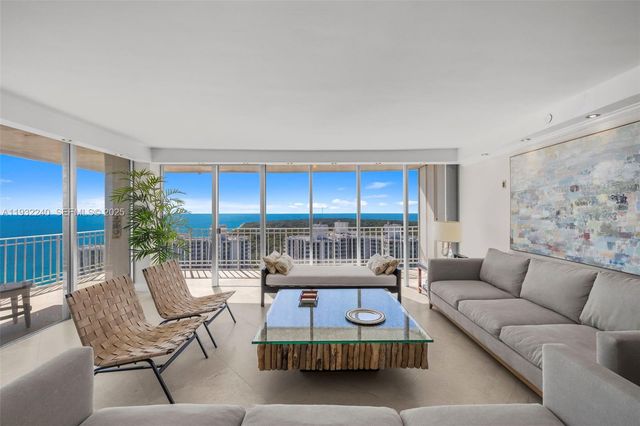881 Ocean Drive 20A, Key Biscayne, FL 33149