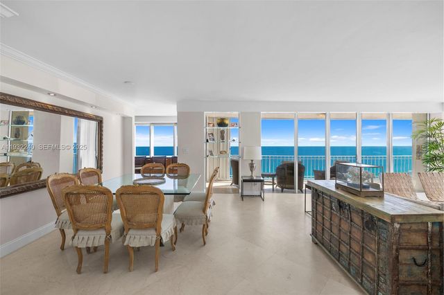 881 Ocean Drive 20A, Key Biscayne, FL 33149