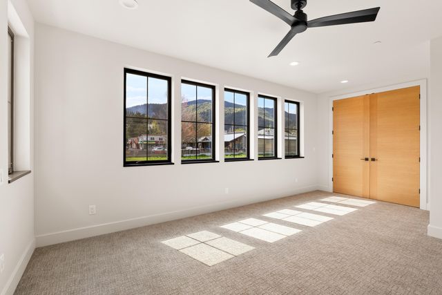 138 Clear Creek Drive, Ashland, OR 97520