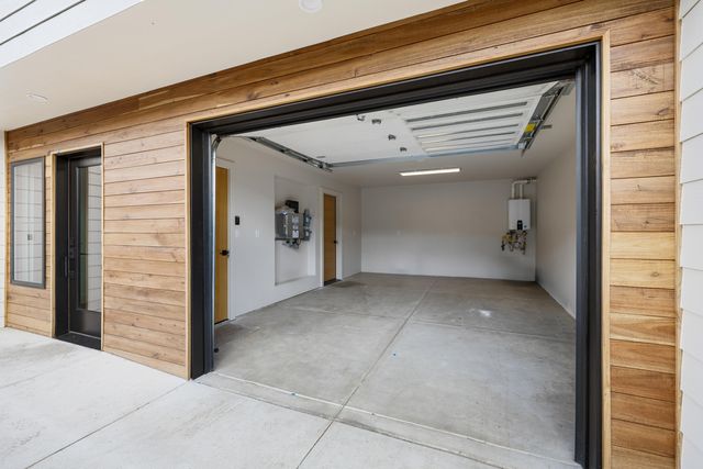 138 Clear Creek Drive, Ashland, OR 97520