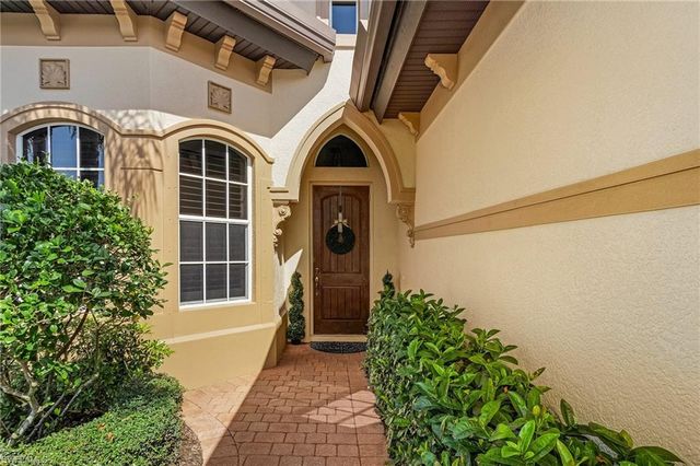 12595 Grandezza CIR, Estero, FL 33928