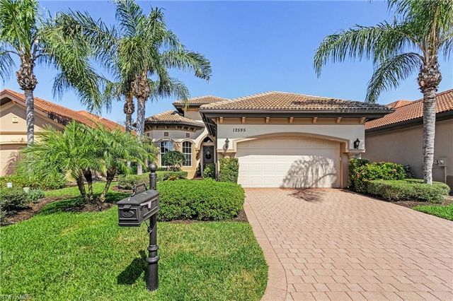 12595 Grandezza CIR, Estero, FL 33928