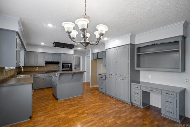 1406 Coolhurst Avenue, Sherwood, AR 72120