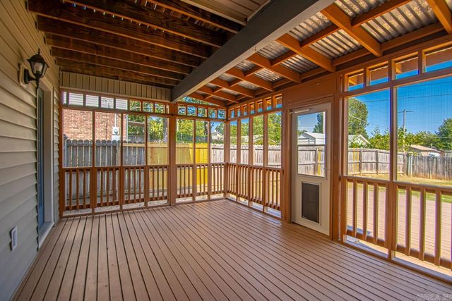 1406 Coolhurst Avenue, Sherwood, AR 72120