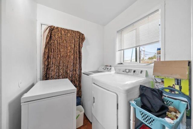 986 Merritt Drive, El Cajon, CA 92020