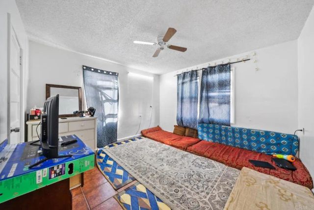 986 Merritt Drive, El Cajon, CA 92020