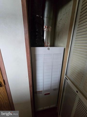 4 WALNUT CT, Fleetwood, PA 19522