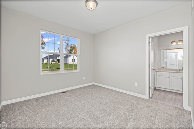 7931 Jordan Drive, Waterford, MI 48327