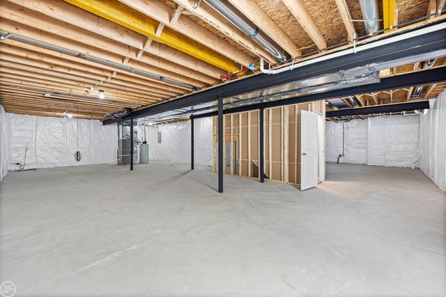 7931 Jordan Drive, Waterford, MI 48327