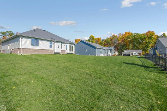 7931 Jordan Drive, Waterford, MI 48327