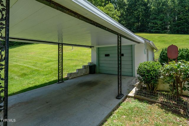 1570 Highway 321, Hampton, TN 37658