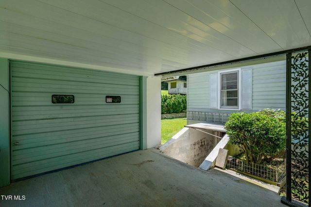 1570 Highway 321, Hampton, TN 37658