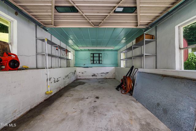 1570 Highway 321, Hampton, TN 37658
