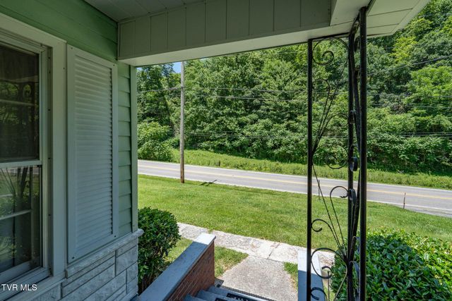 1570 Highway 321, Hampton, TN 37658
