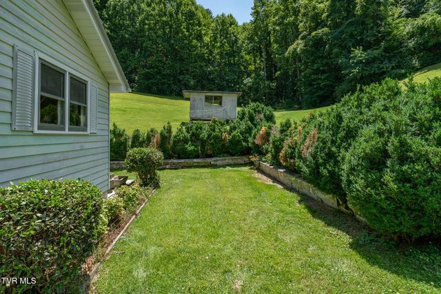 1570 Highway 321, Hampton, TN 37658